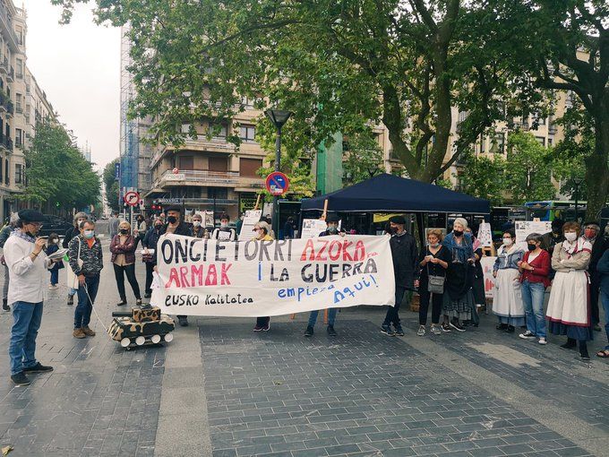 Jornada anual en Donostia contra el gasto militar